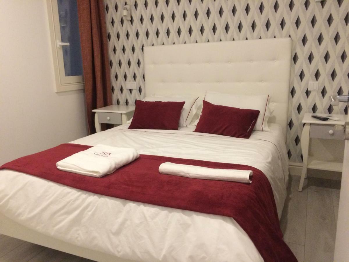 Isis Guest House Брага Екстер'єр фото