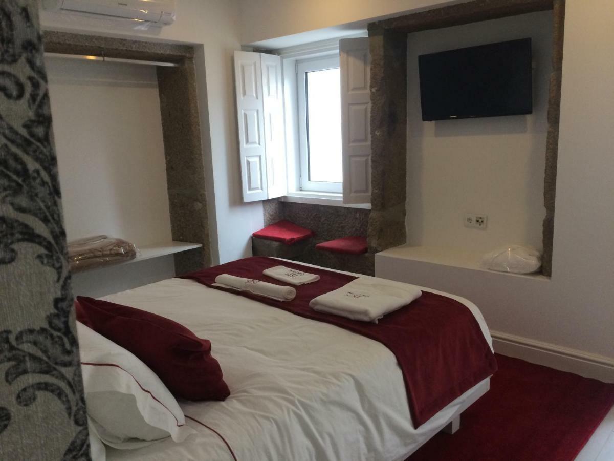 Isis Guest House Брага Екстер'єр фото
